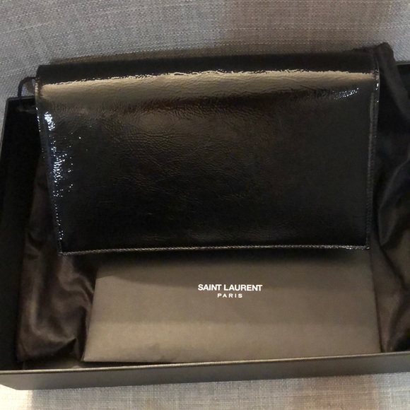 Monogramme clutch Saint Laurent - Picture 2 of 3